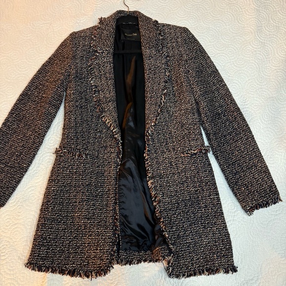 Massimo Dutti Black and Gray Blazer with Notched Lapel - Picture 10 of 13